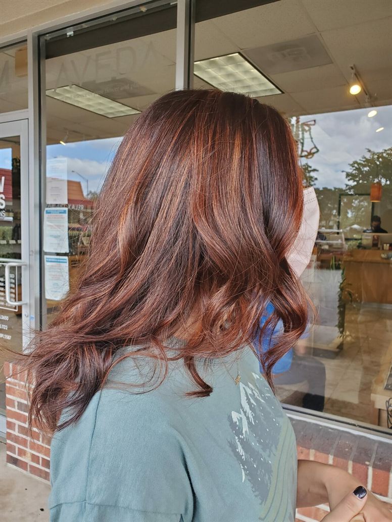 Heather Williams, Tier 6 stylist specializing in balayage and highlights in Plantation, FL